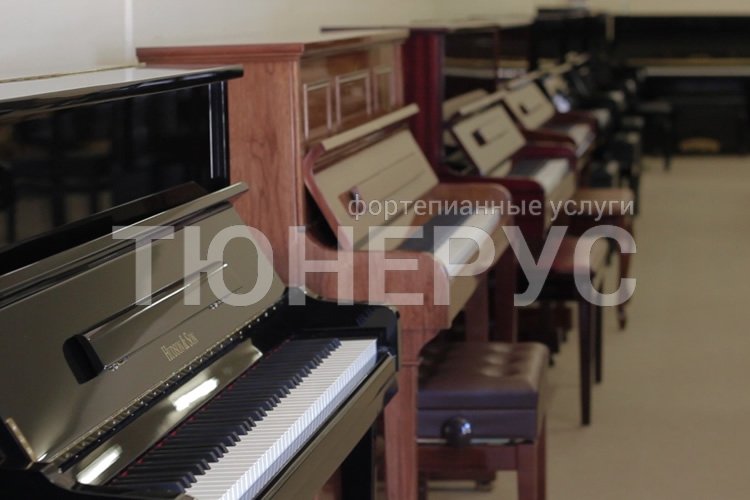 У кого покупать пианино?